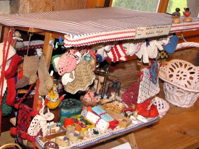 Brautfuder und Puppen