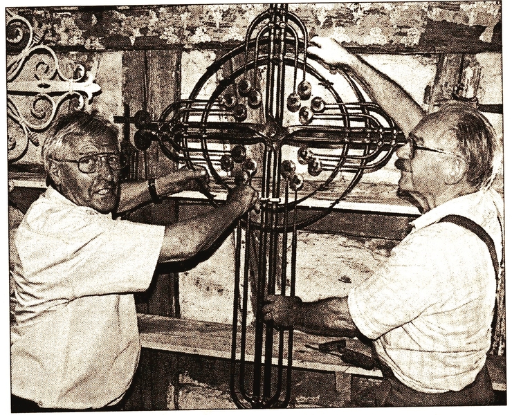 Ausstellungsmacher Bruno Müller und Josef Hänsler