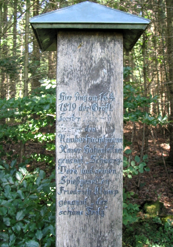 Stele Festnahme an der Laubbachmühle