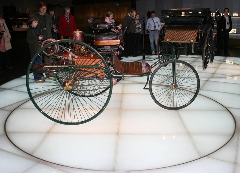 Erstes Auto-Benz Patent-Motorwagen 1886