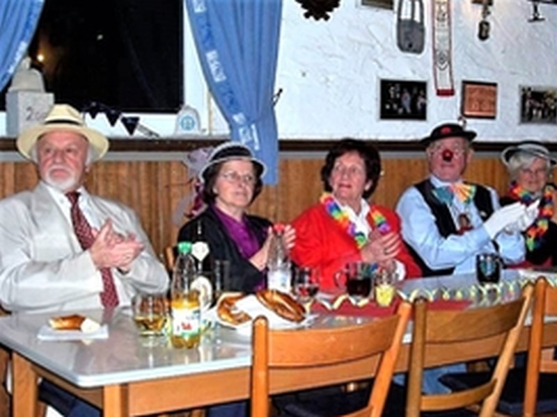 Einheimische Narren