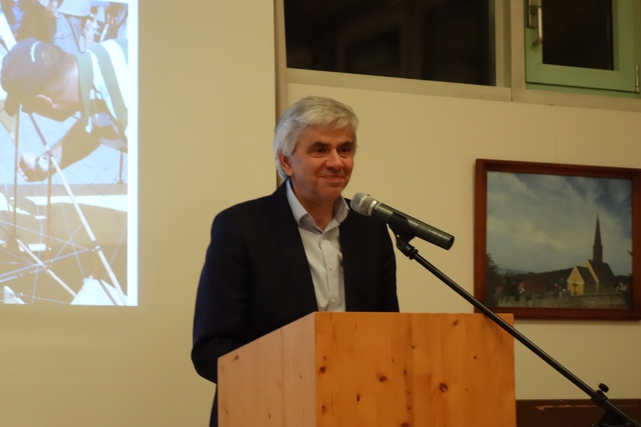 Jürgen Bleibler erzählt über den Flugzeugbau in FN
