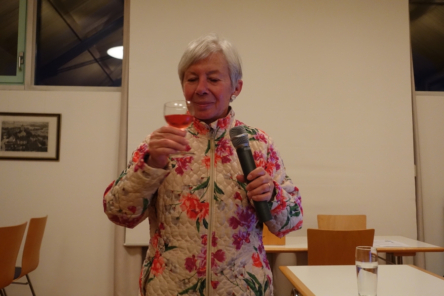 Frau Dr. Helga Müller-Schnepper